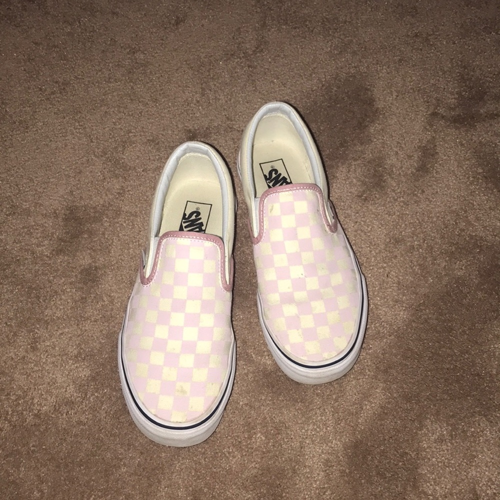 Cream and lavender checkered VANS!💕